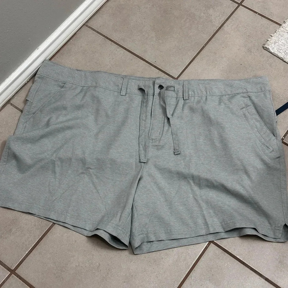 Magellan Womens Outdoors Falcon Lake Shorty Plus Size Shorts 5" Size 3X - Picture 3 of 11